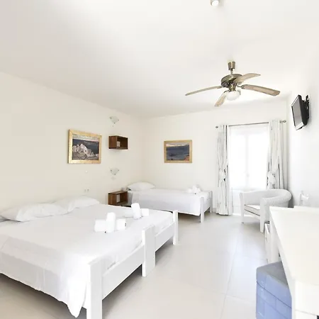 Artemida's Village Guest house Glastros (Mykonos)