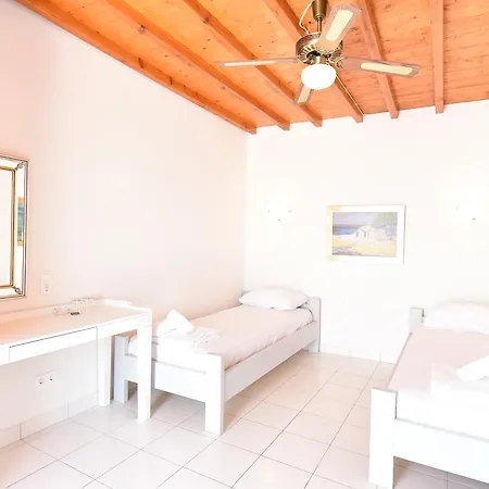Artemida's Village Guest house 3*